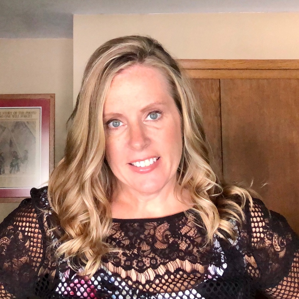 Meet your Posher, Jennifer